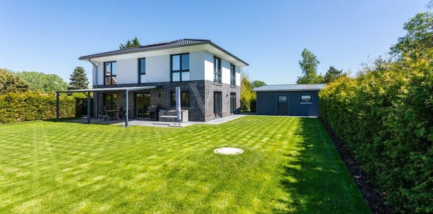 von Poll Immobilien GmbH