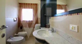 von_poll_real_estate_property_IT223551001_image_8