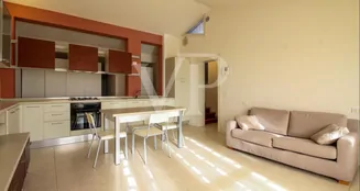 von_poll_real_estate_property_IT223551001_image_0