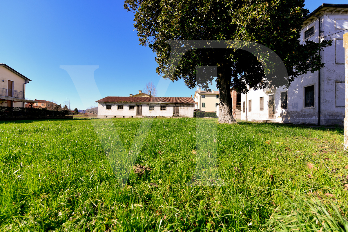 Villa to be restored in Villaganzerla Castegnero