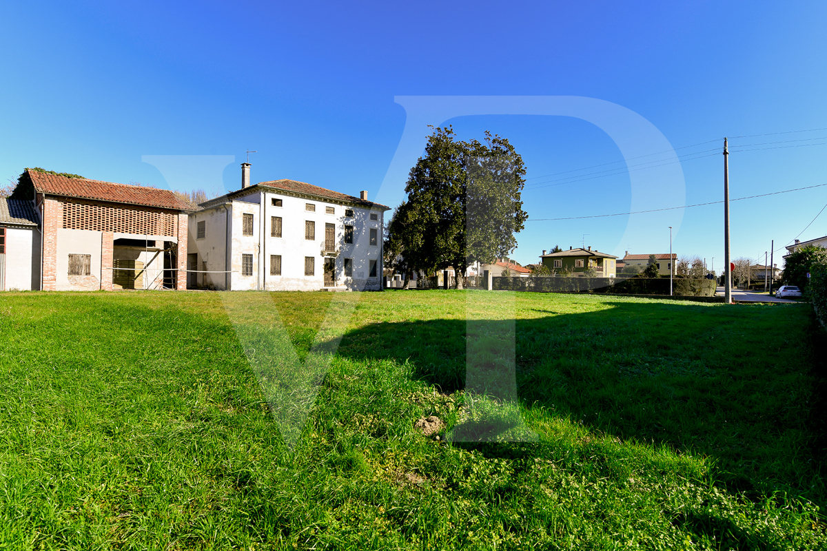 Villa to be restored in Villaganzerla Castegnero