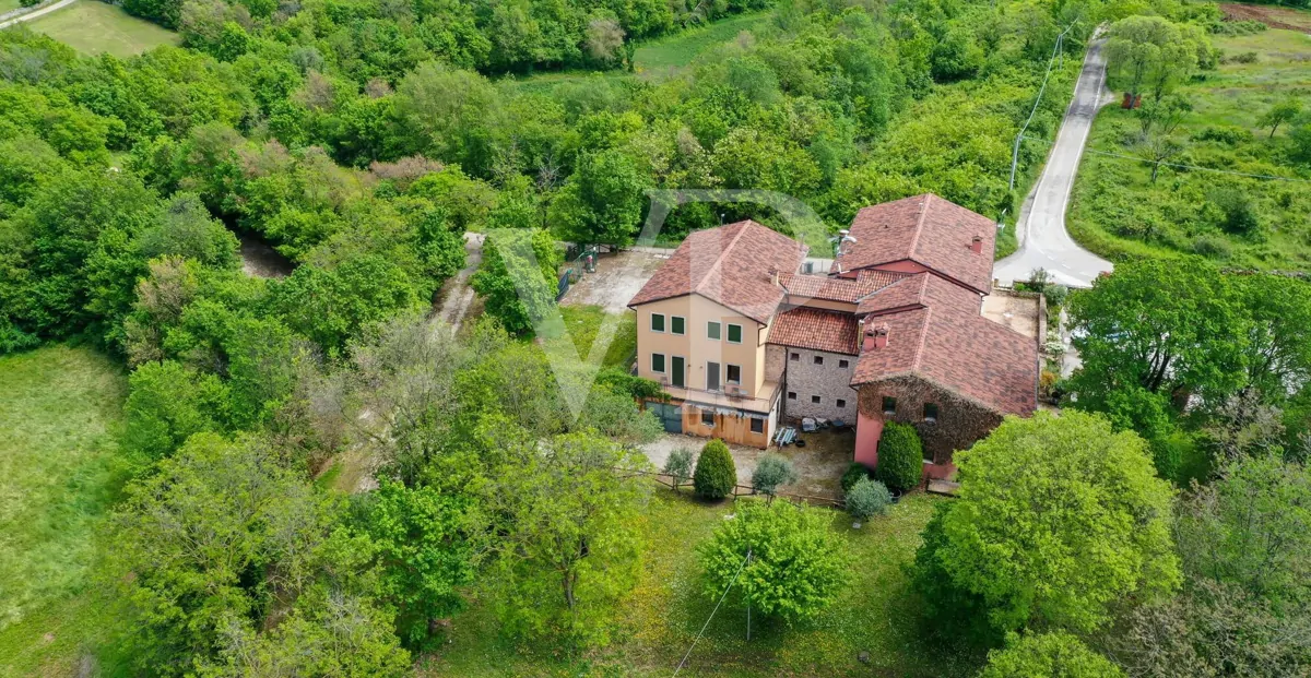 Maravillosa granja en las colinas de Berici