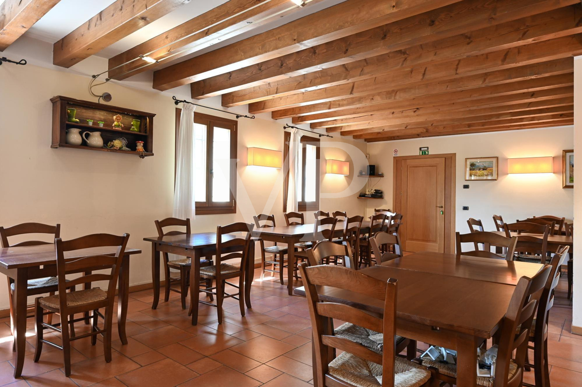 Wonderful Country-house in the berici hills - equipped as Restaurant and Hotel