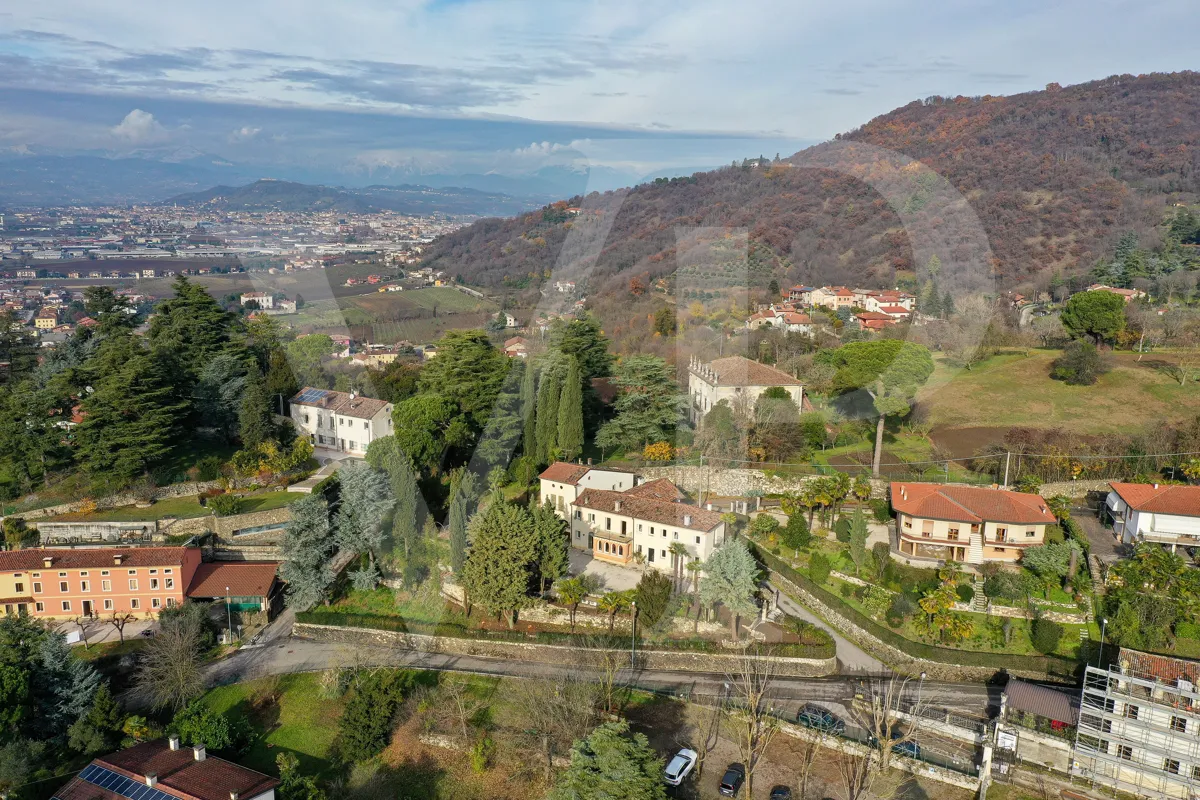 Nuova meravigliosa villa bifamiliare in classe energetica A2