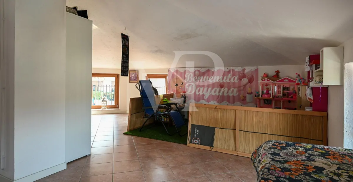 Maison individuelle avec terrasse panoramique centre du village