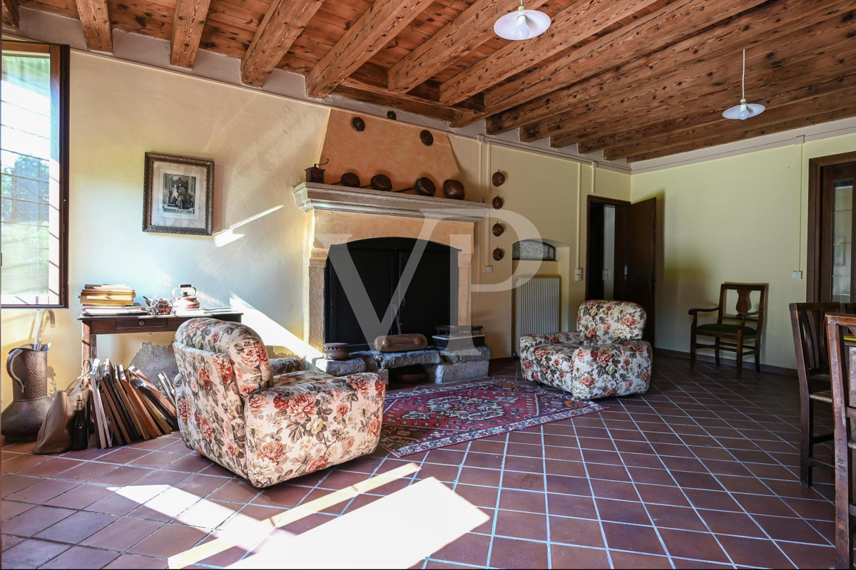 Historic country villa in Montecchio Precalcino