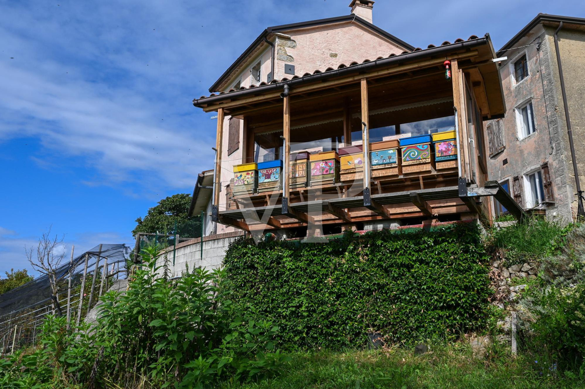 Bauernhaus in Panoramalage in den Hügeln von Marostica