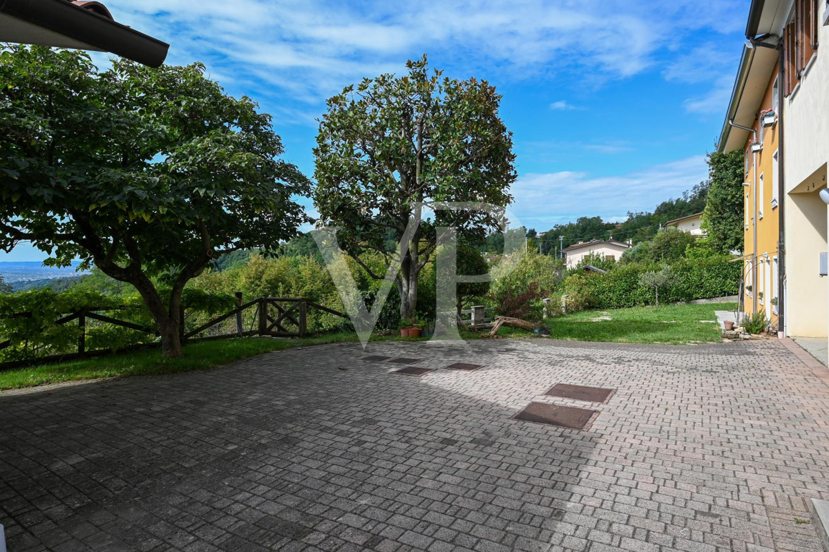 Farmhouse in panoramic position on the hills of Marostica