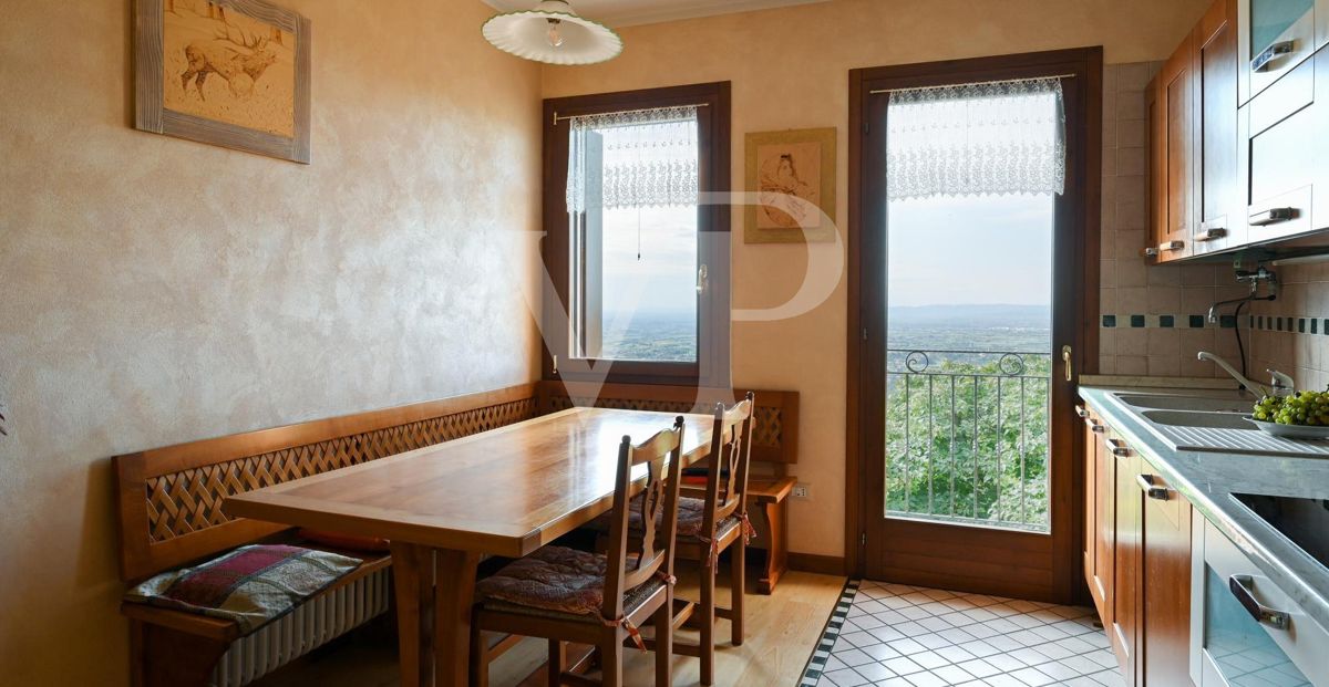 Bauernhaus in Panoramalage in den Hügeln von Marostica