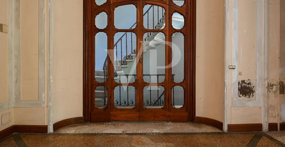 Villa mit wunderschönem Park