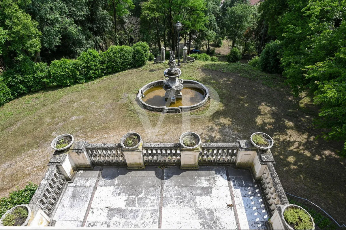 Villa con maravilloso parque