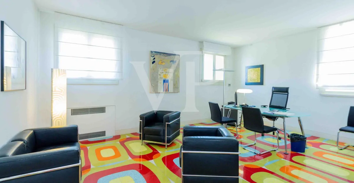 Villa aus dem 18. Jahrhundert - wird als Büro genutzt