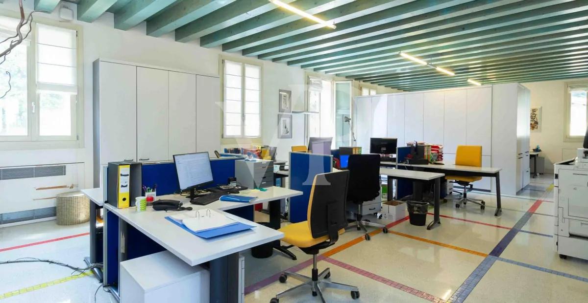 Villa aus dem 18. Jahrhundert - wird als Büro genutzt