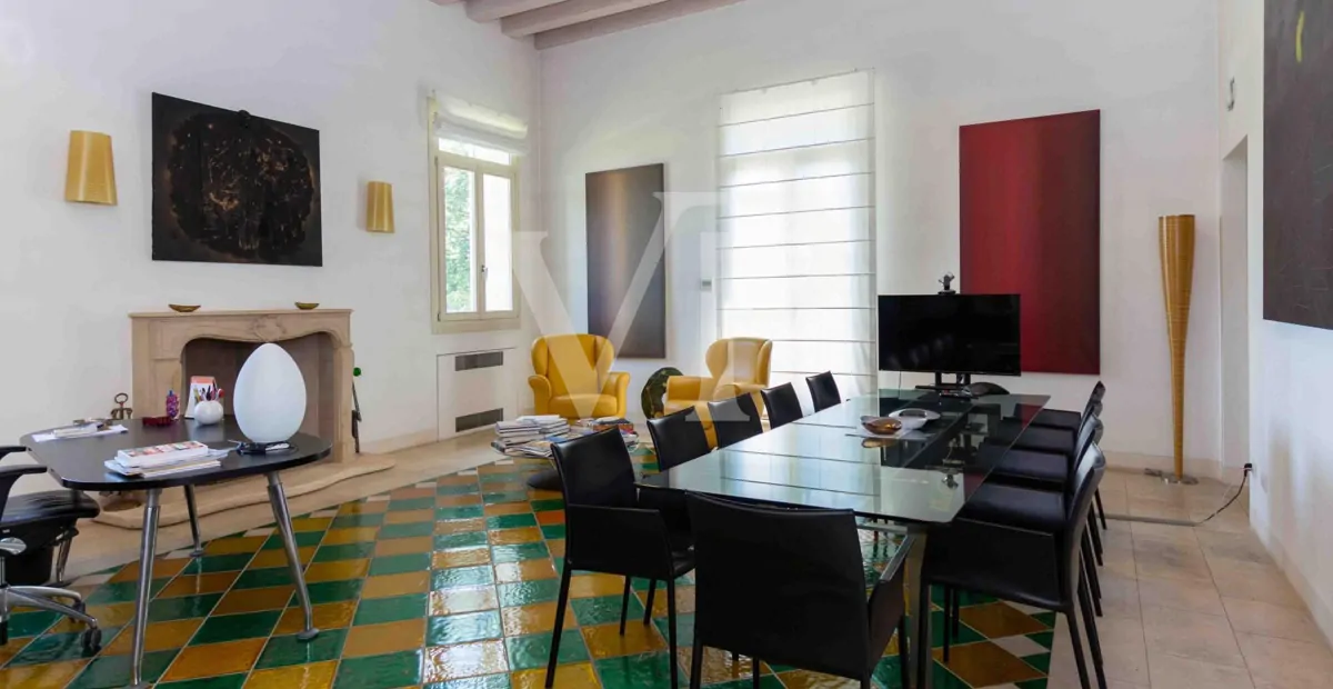 Villa aus dem 18. Jahrhundert - wird als Büro genutzt