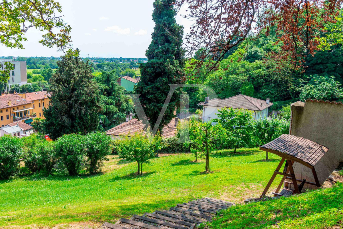 Villa du 18ème siècle - utilisée comme bureaux