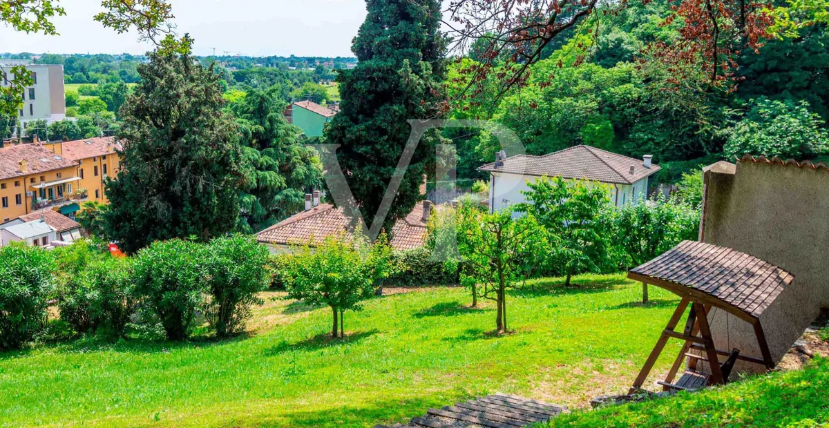 Villa aus dem 18. Jahrhundert - wird als Büro genutzt