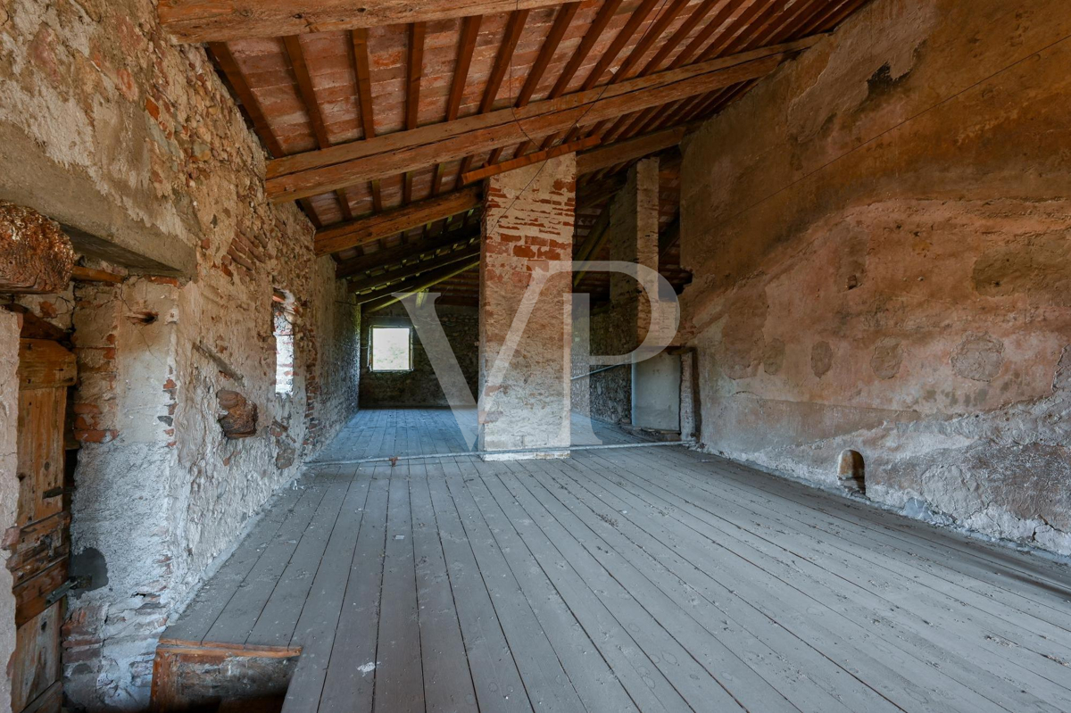 Historic country villa in Montecchio Precalcino