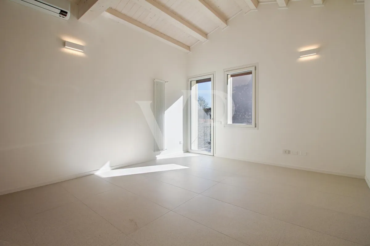 Palazzina con 5 appartamenti