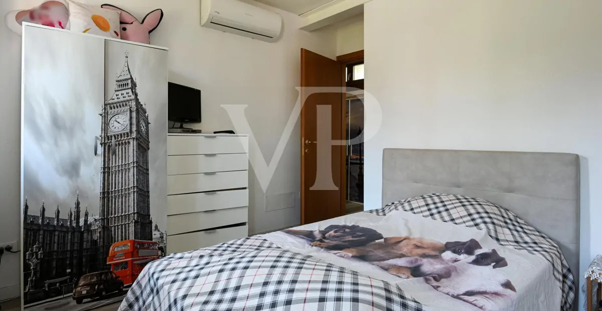 Maison individuelle avec terrasse panoramique centre du village