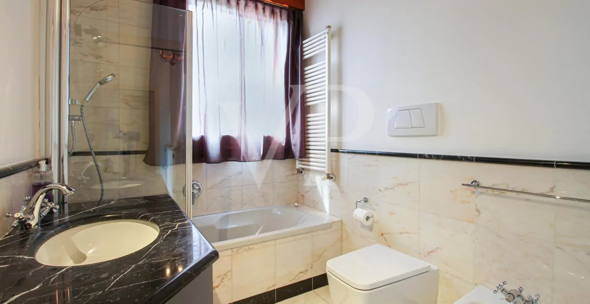 2 Minuten mit dem Auto von Ederle - Mehrfamilienhauskopf