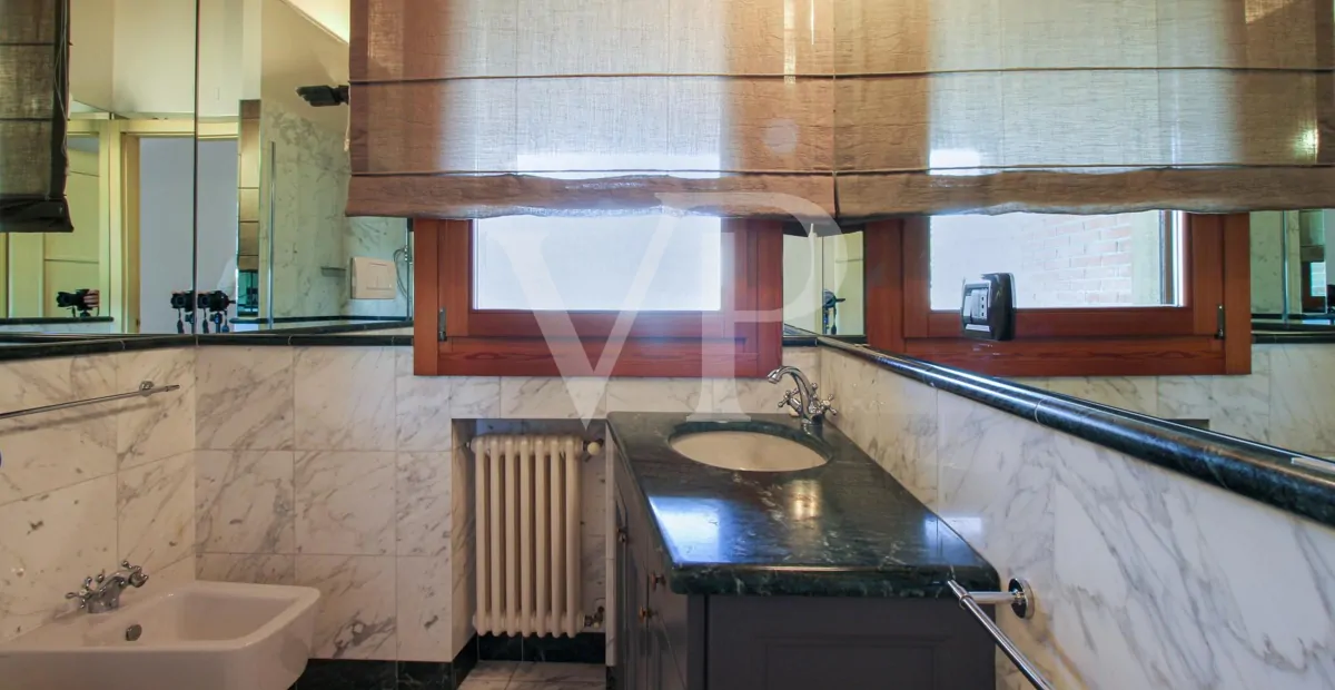 2 Minuten mit dem Auto von Ederle - Mehrfamilienhauskopf