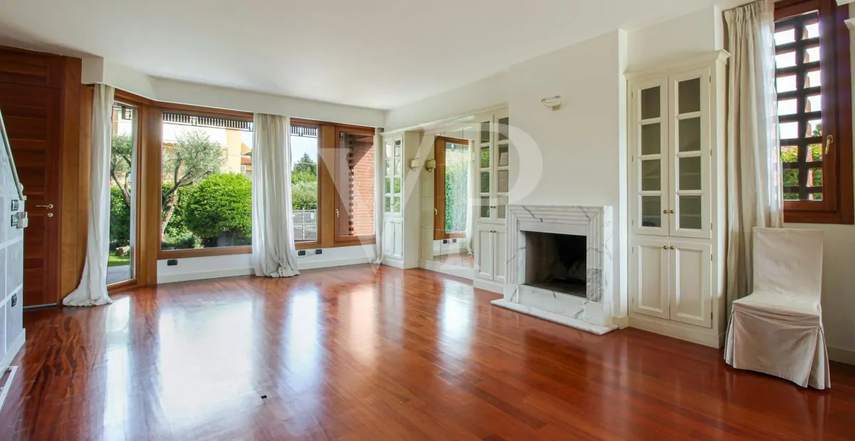 2 Minuten mit dem Auto von Ederle - Mehrfamilienhauskopf