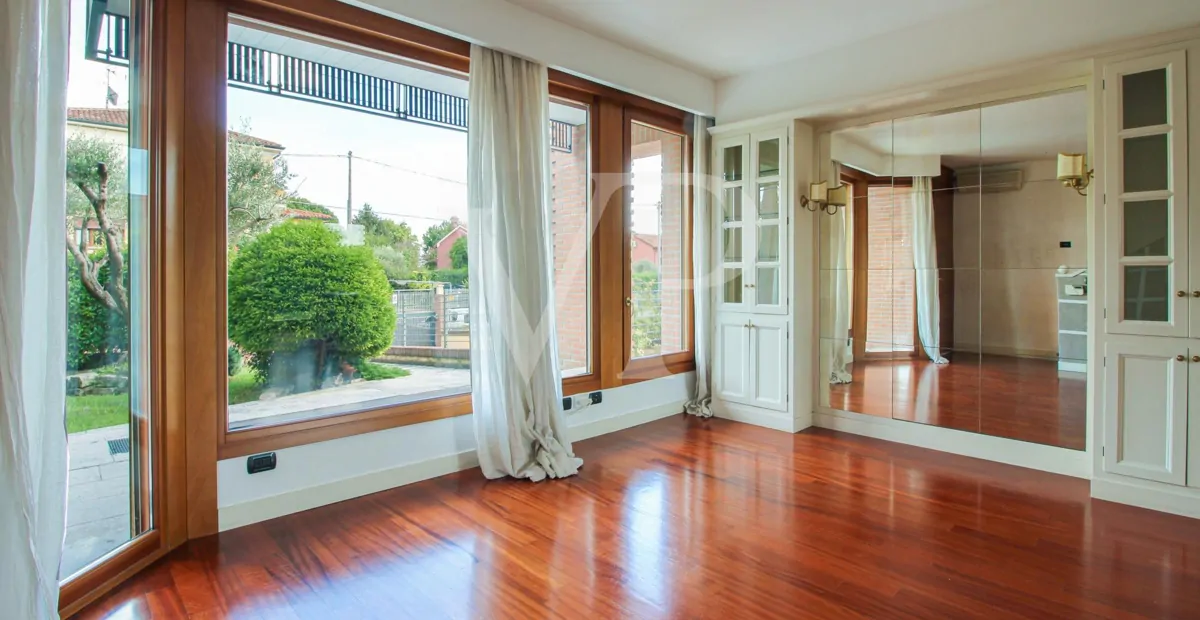 2 Minuten mit dem Auto von Ederle - Mehrfamilienhauskopf