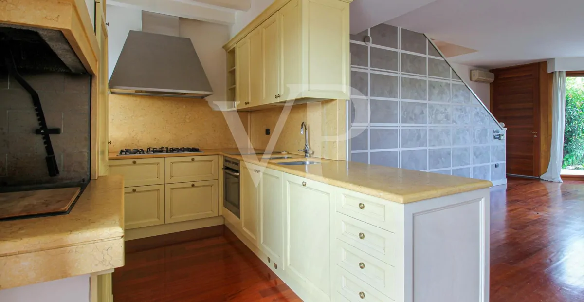 2 Minuten mit dem Auto von Ederle - Mehrfamilienhauskopf