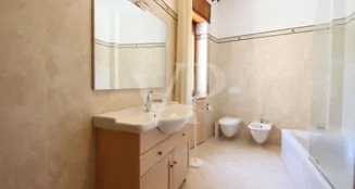 von_poll_real_estate_property_IT233551045_image_64