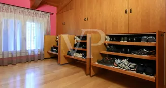 von_poll_real_estate_property_IT233551151_image_75