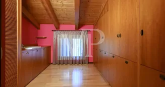 von_poll_real_estate_property_IT233551151_image_242