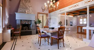 von_poll_real_estate_property_IT233551151_image_178