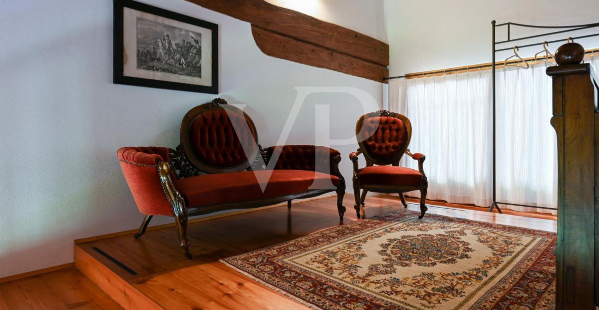 Wonderful historic farmhouse perfectly restored