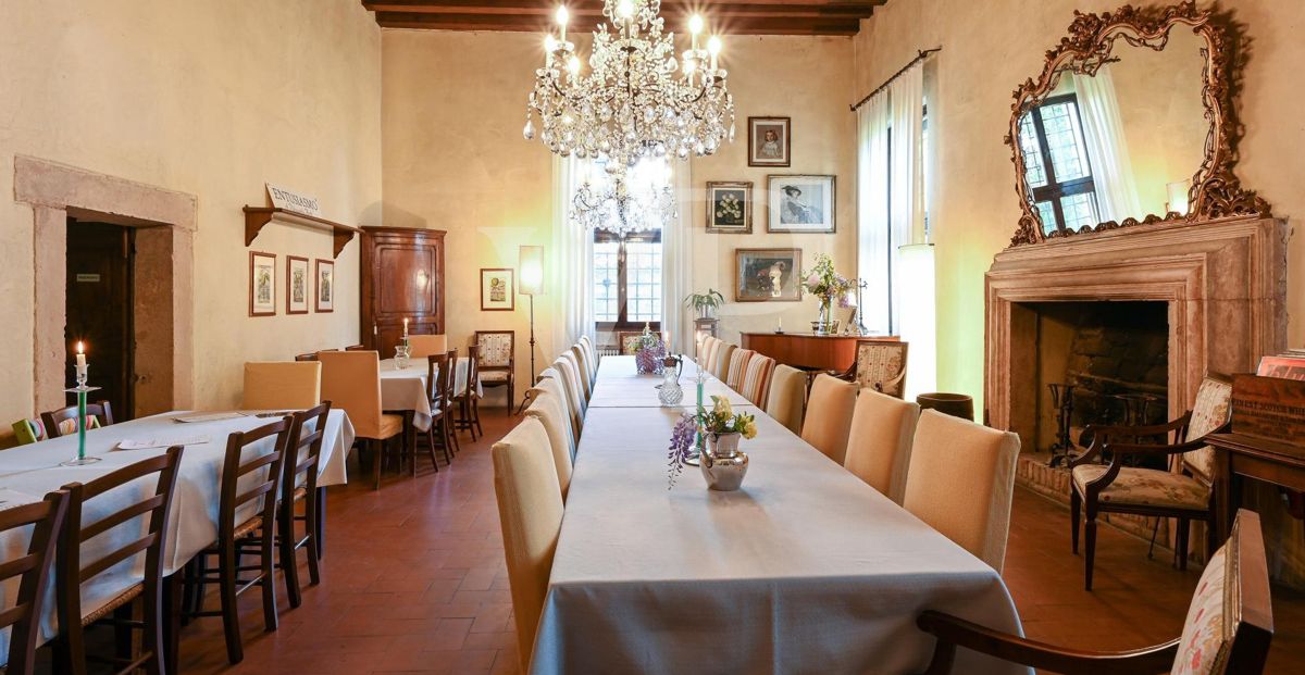 Wonderful historic farmhouse perfectly restored