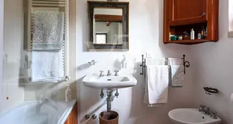 von_poll_real_estate_property_IT243551267_image_16