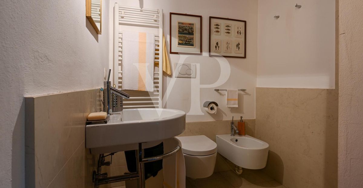 Wonderful historic farmhouse perfectly restored
