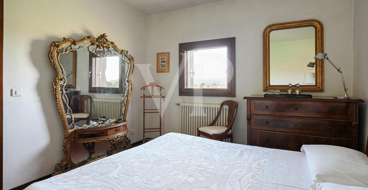 Wonderful historic farmhouse perfectly restored