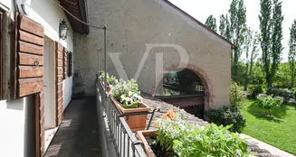 von_poll_real_estate_property_IT243551267_image_11