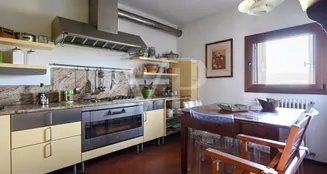 von_poll_real_estate_property_IT243551267_image_28