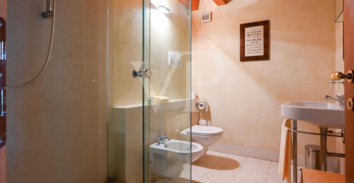 Maravillosa masía histórica perfectamente restaurada