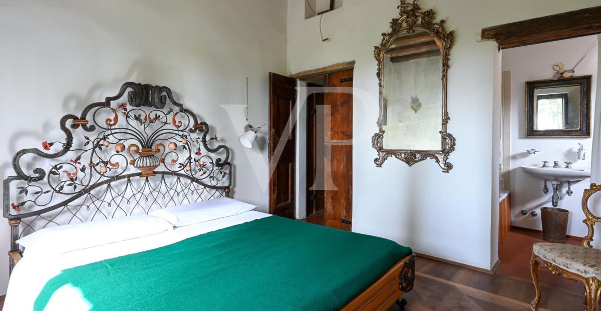 Wonderful historic farmhouse perfectly restored