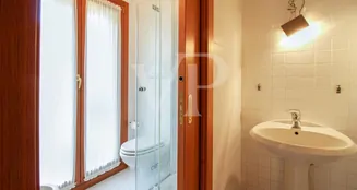 von_poll_real_estate_property_IT233551255_image_5