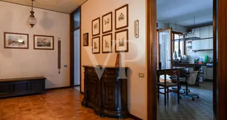 von_poll_real_estate_property_IT233551243_image_93