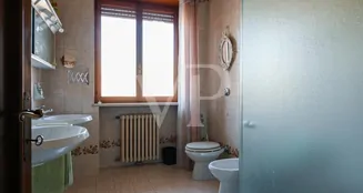 von_poll_real_estate_property_IT233551243_image_98