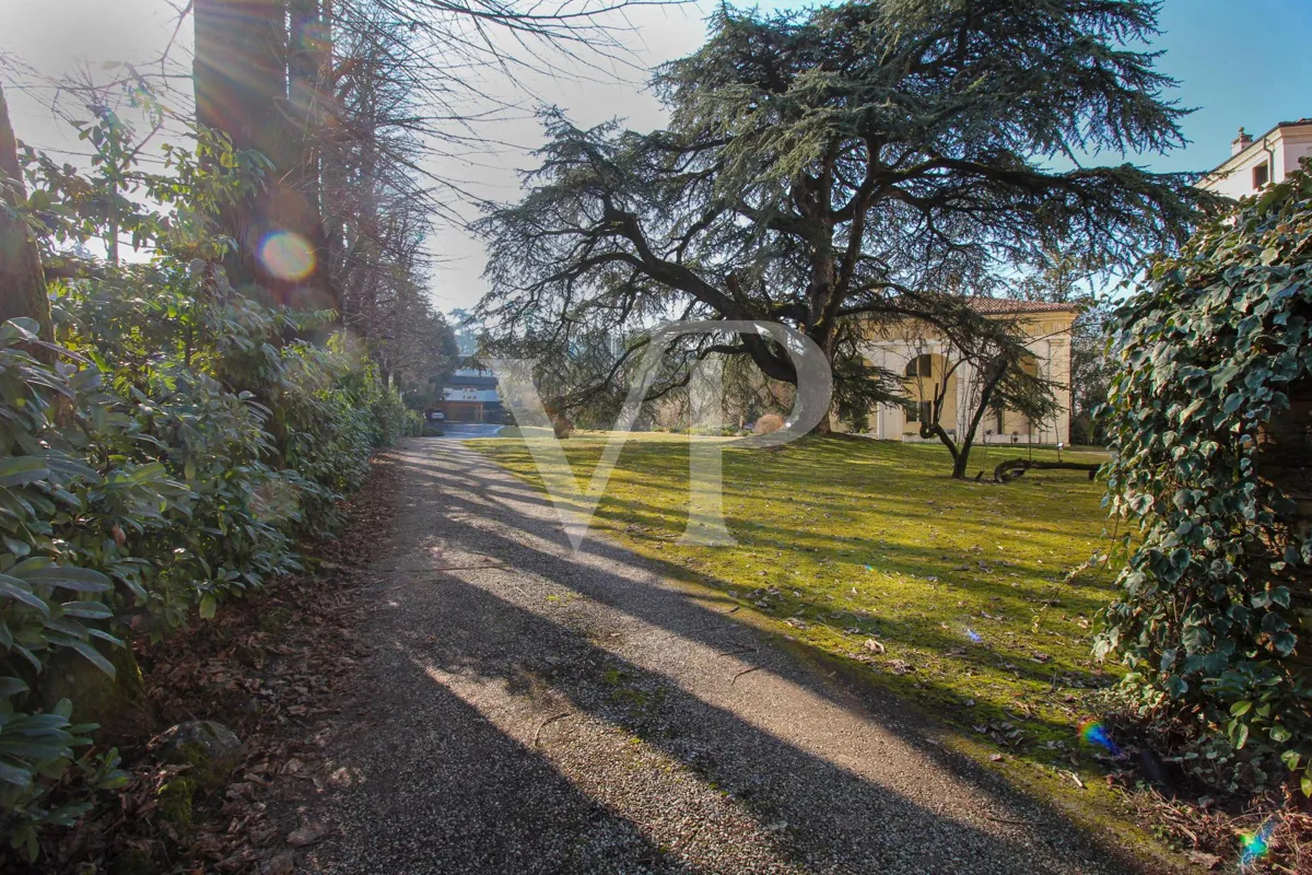 Appartamento nella maestosa Villa Volpe-Brusarosco del XVII Secolo