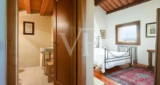 von_poll_real_estate_property_IT243551267_image_84