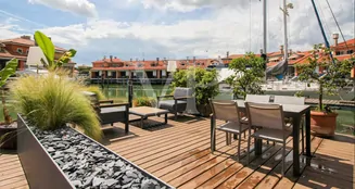 von_poll_real_estate_property_IT243551371_image_0