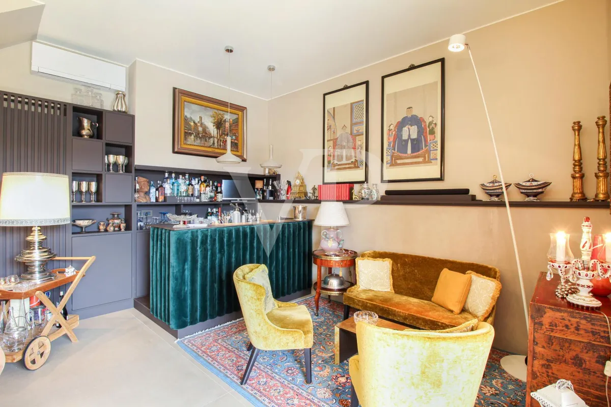 Wunderschönes Haus mit Terrasse am Wasser - neu renoviert im Jahr 2023