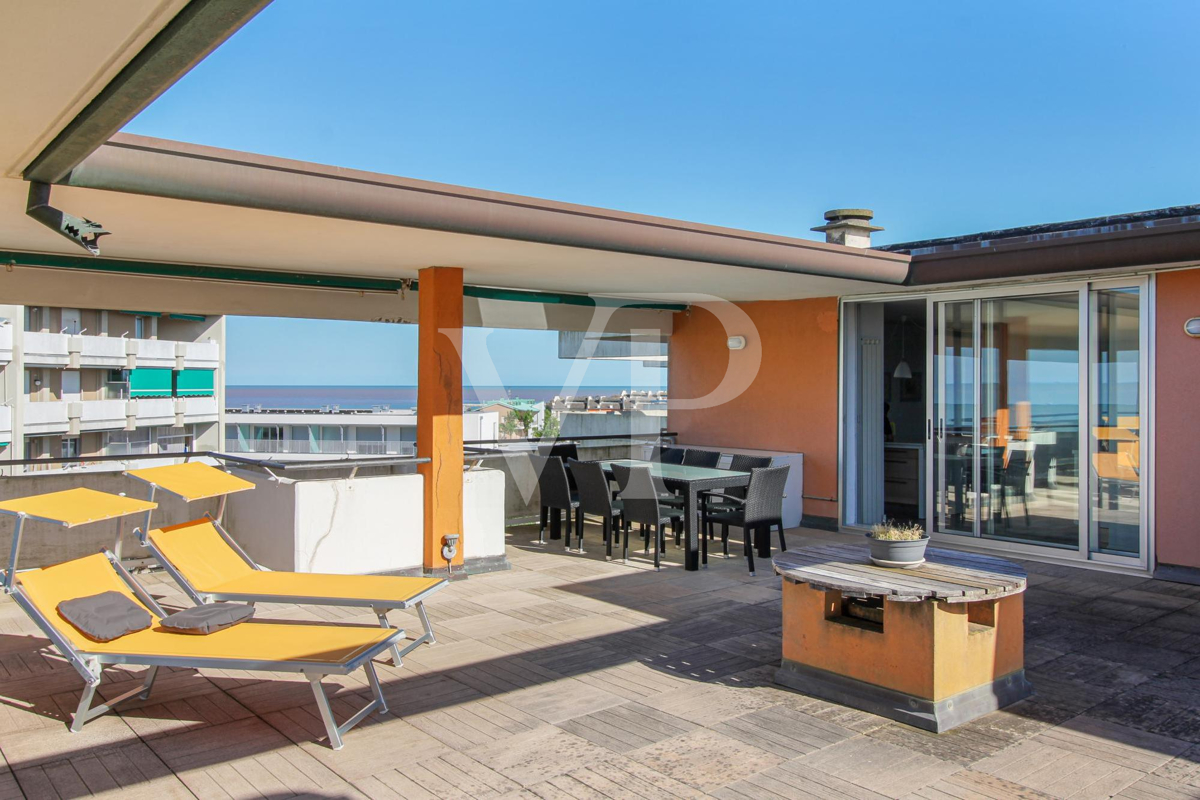 Sea View Penthouse - Isola Verde