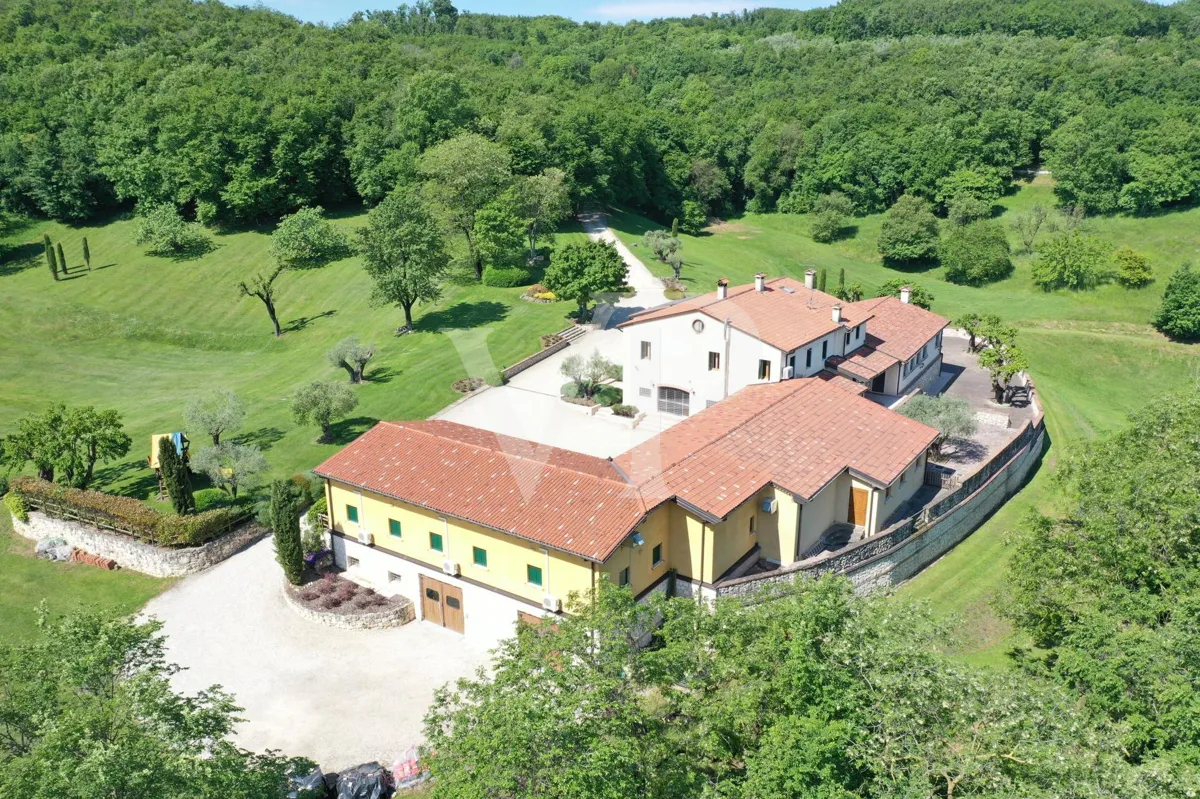 Wonderful villa with park in the Berici hills in the land of Venice